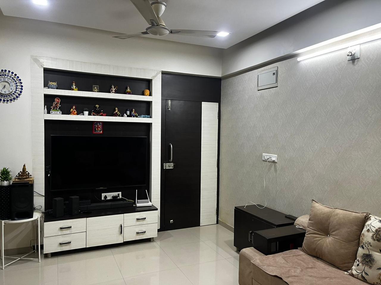 2 BHK 145 Sq. Yrd. Residential Flat / Appartment for Sell in Jagatpur Ahmedabad - Media 4