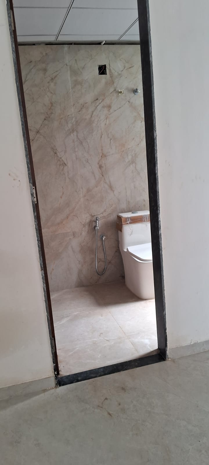 3 BHK 2025 Sq. Ft. Residential Flat / Appartment for Sell in Gota Ahmedabad - Media 18