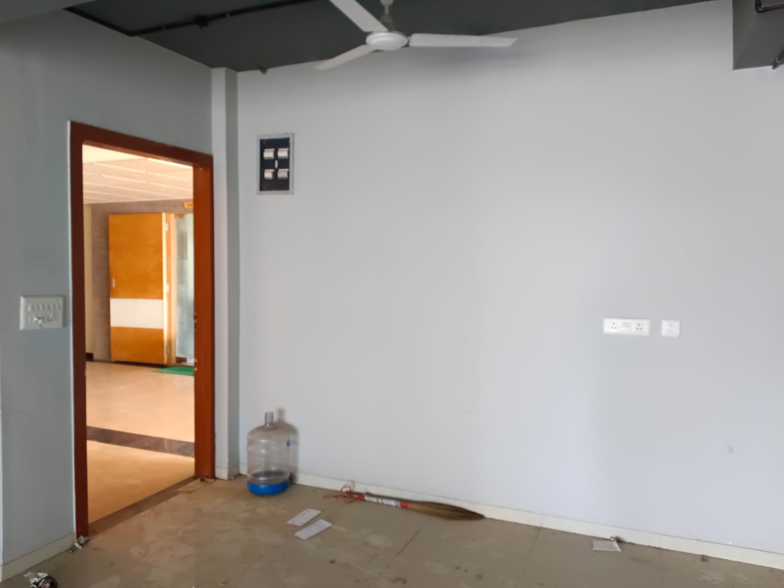 Office 574 Sq. Ft. Commercial Office for Rent in Science City Ahmedabad - Media 8