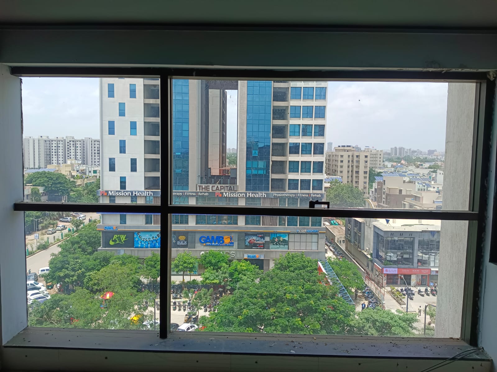 Office 574 Sq. Ft. Commercial Office for Rent in Science City Ahmedabad - Media 3