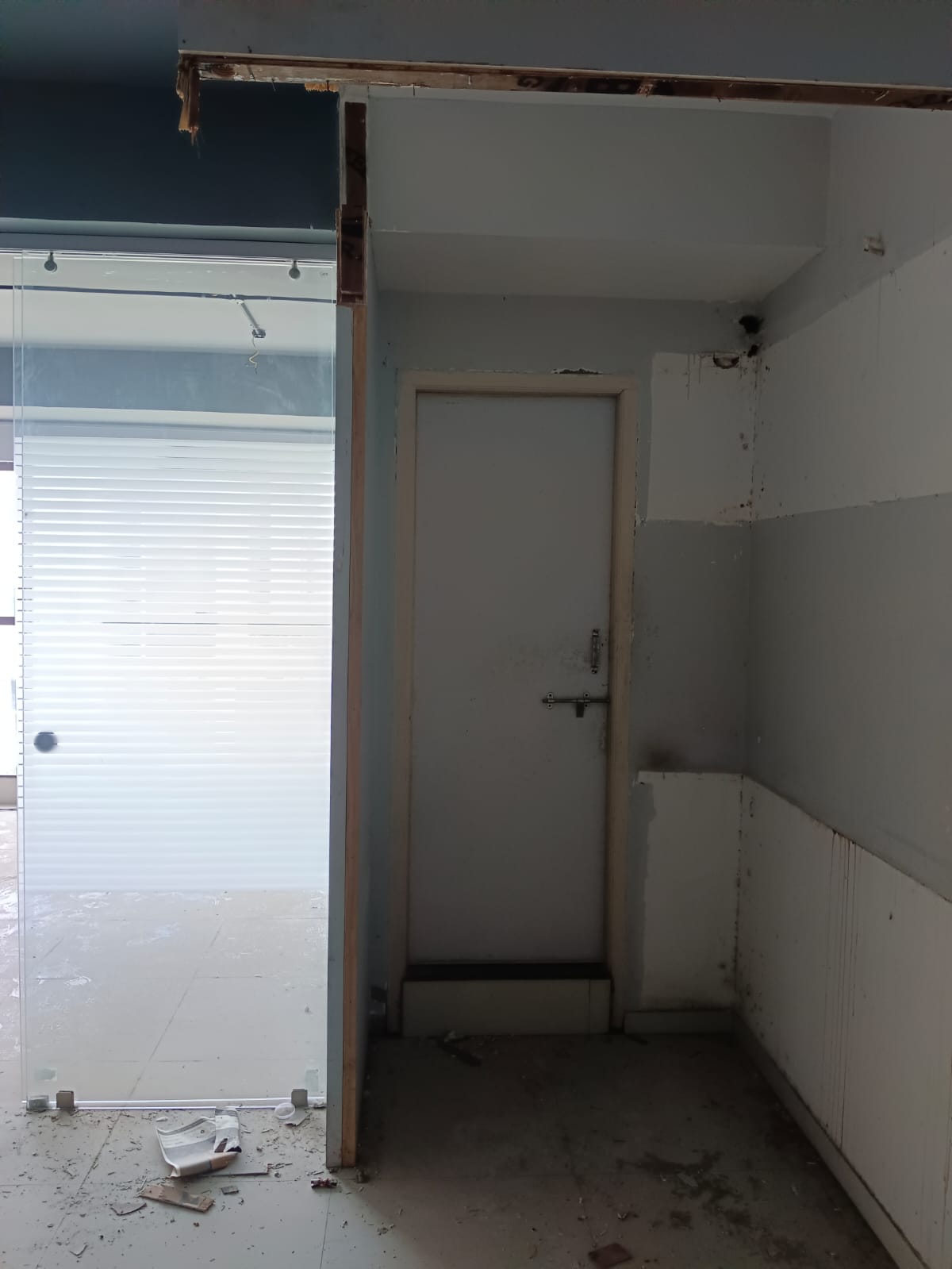Office 574 Sq. Ft. Commercial Office for Rent in Science City Ahmedabad - Media 2
