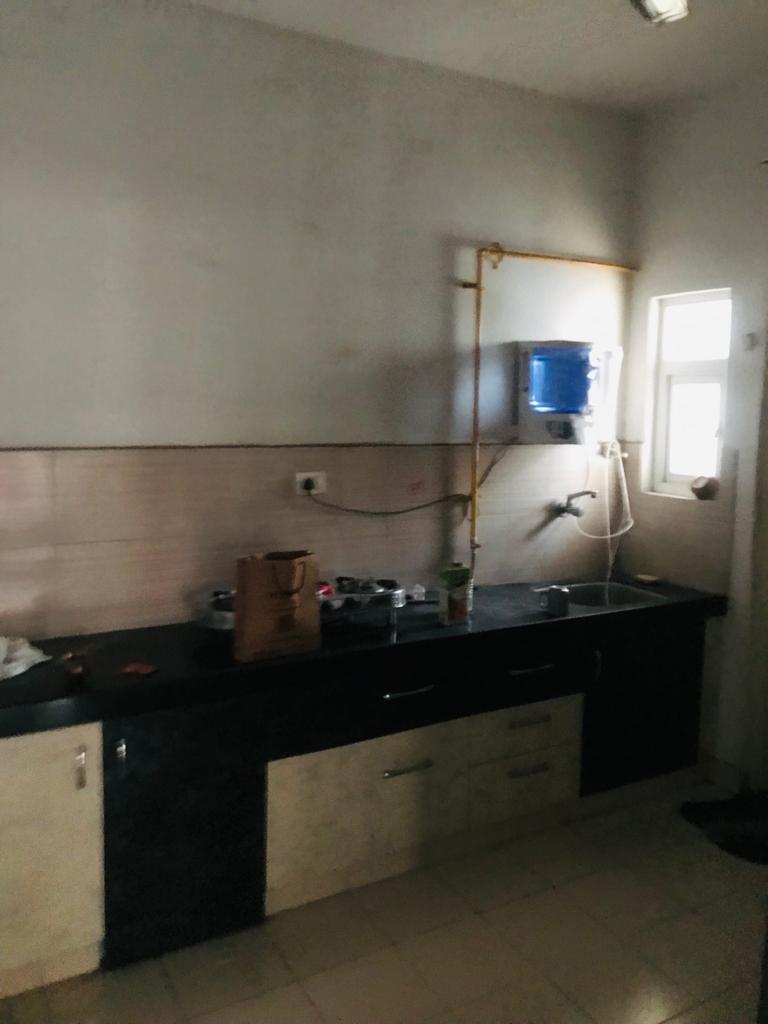 2 BHK 1100 Sq. Ft. Residential Flat / Appartment for Sell in Jagatpur Ahmedabad - Media 10