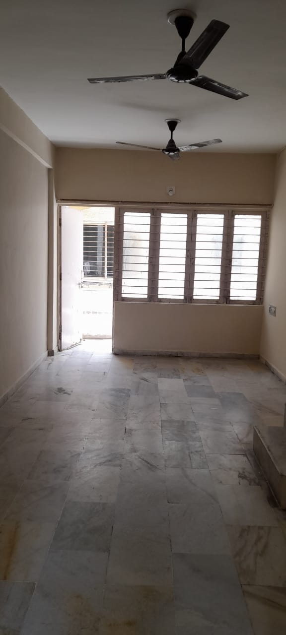 4 BHK 165 Sq. Yrd. Residential Penthouse for Sell in Thaltej Ahmedabad - Media 9