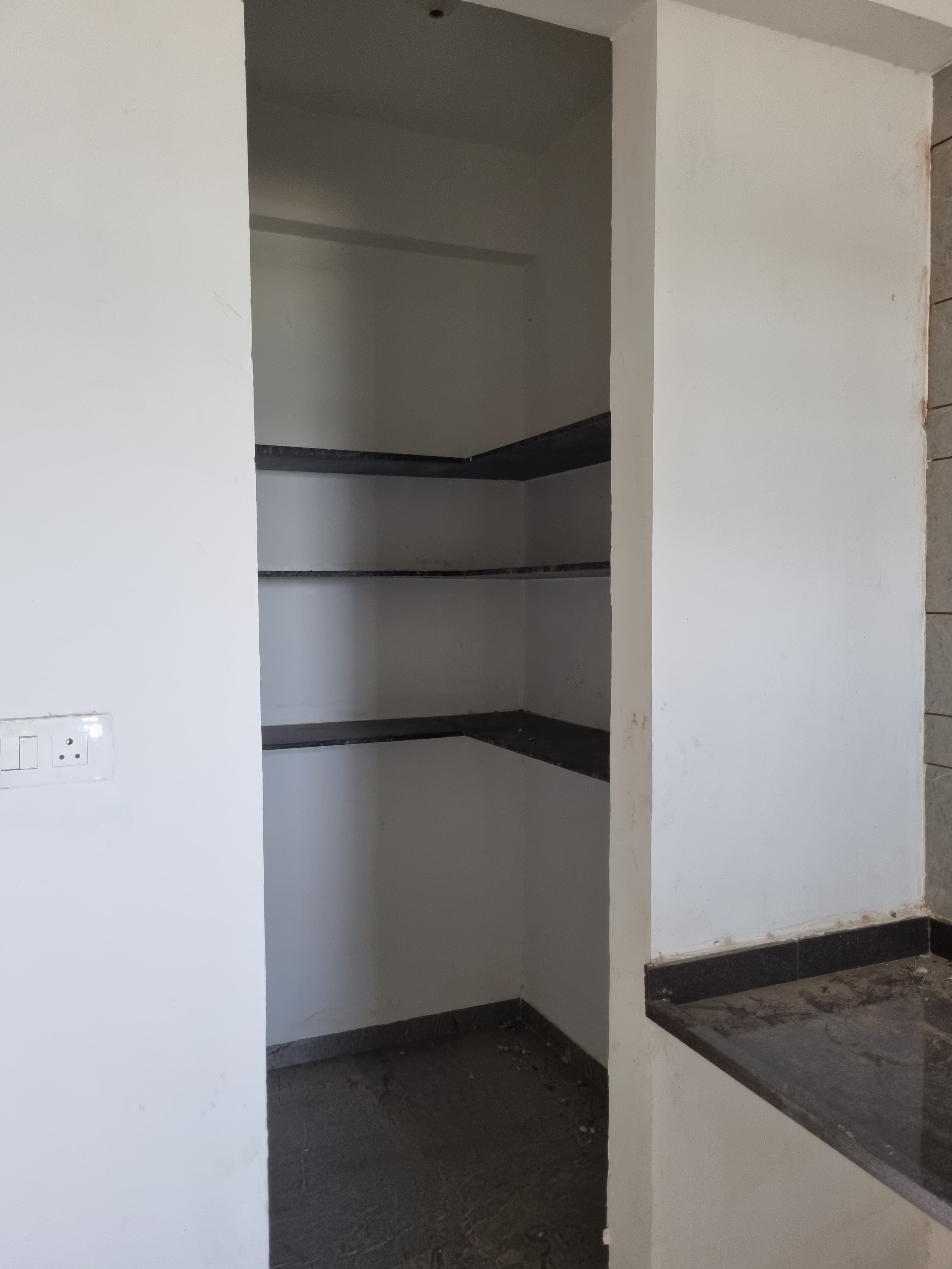 3 BHK 1844 Sq. Ft. Residential Flat / Appartment for Sell in Vaishnodevi Ahmedabad - Media 6