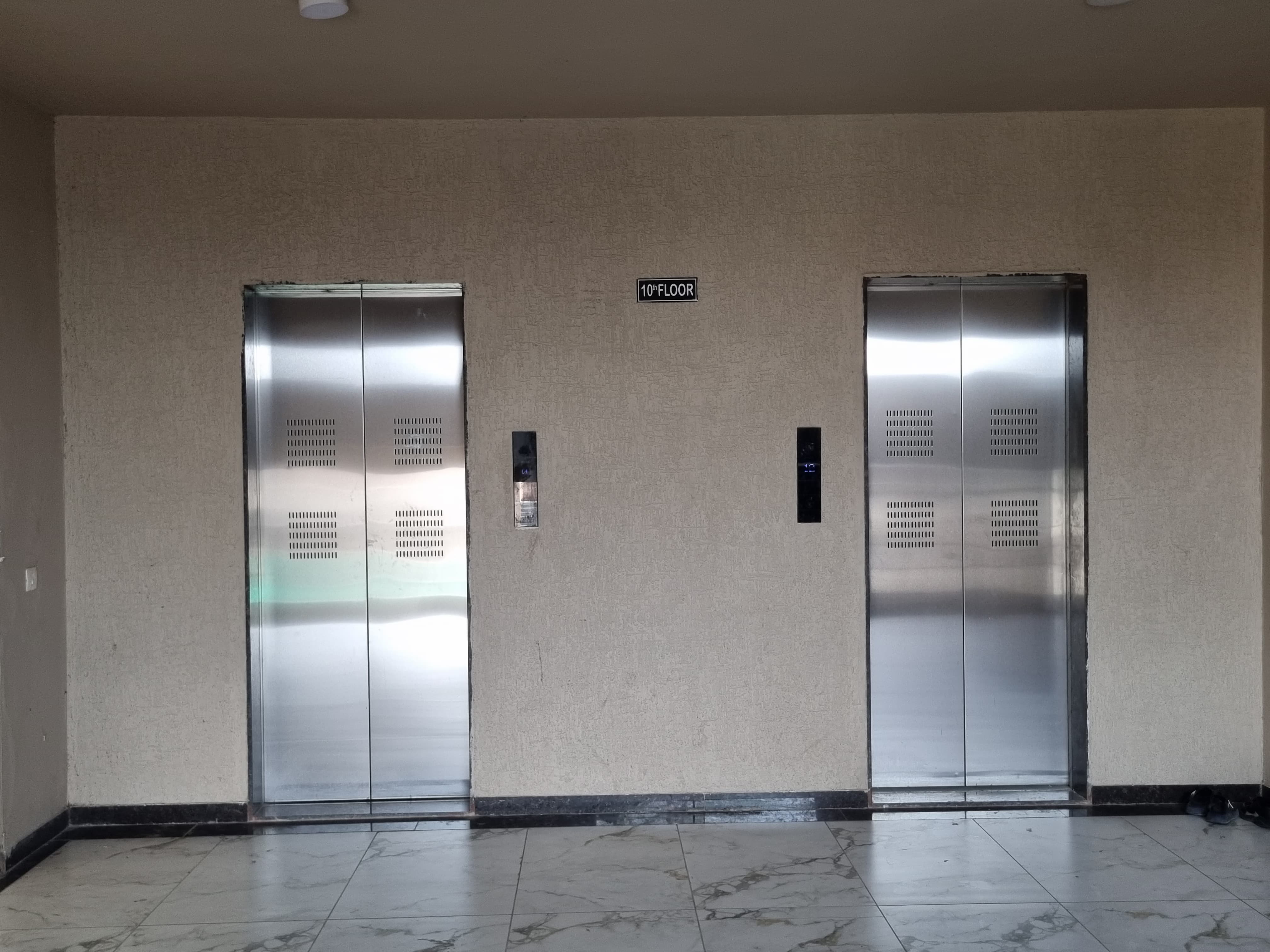 3 BHK 1844 Sq. Ft. Residential Flat / Appartment for Sell in Vaishnodevi Ahmedabad - Media 9