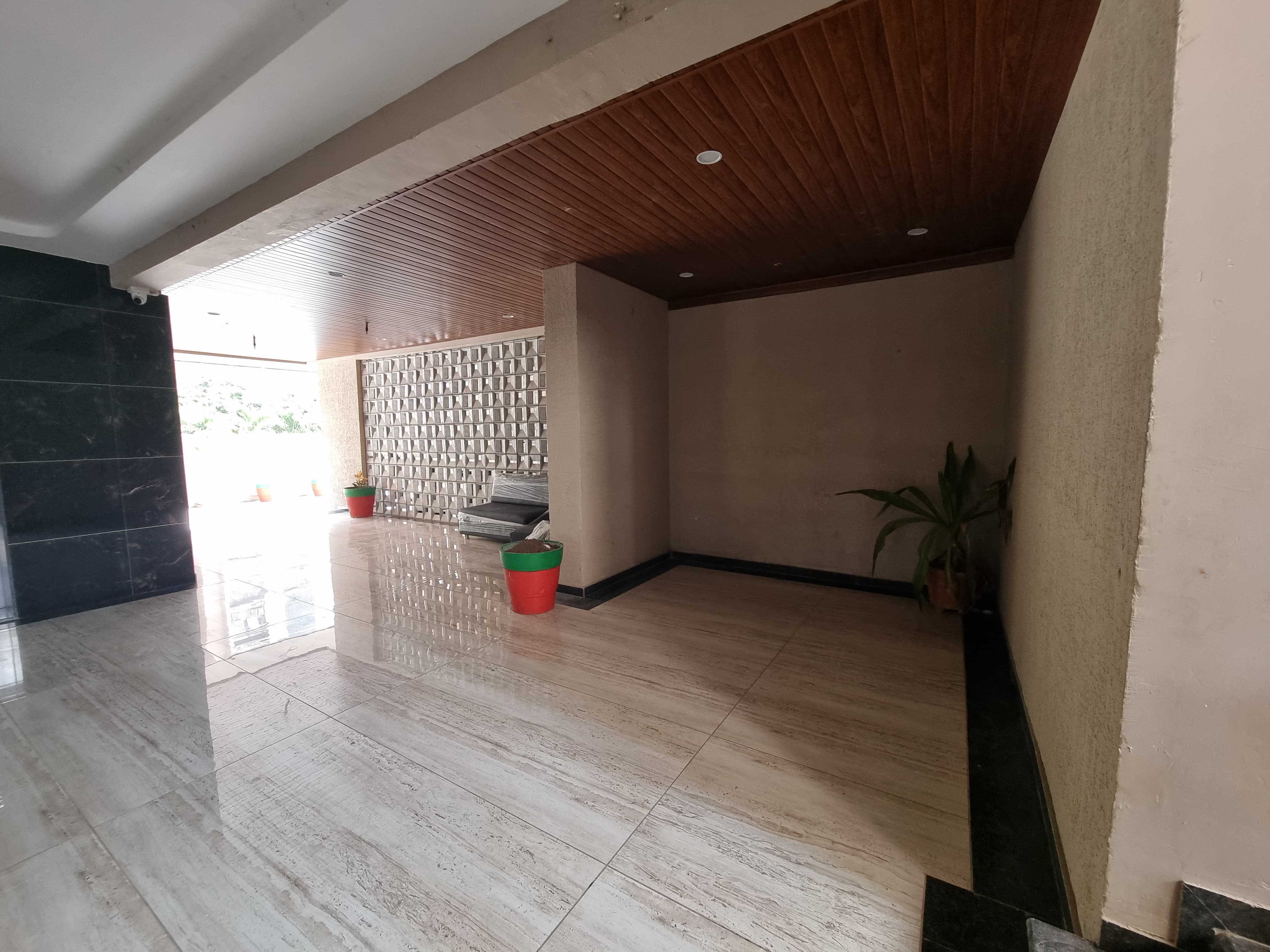 3 BHK 1844 Sq. Ft. Residential Flat / Appartment for Sell in Vaishnodevi Ahmedabad - Media 18