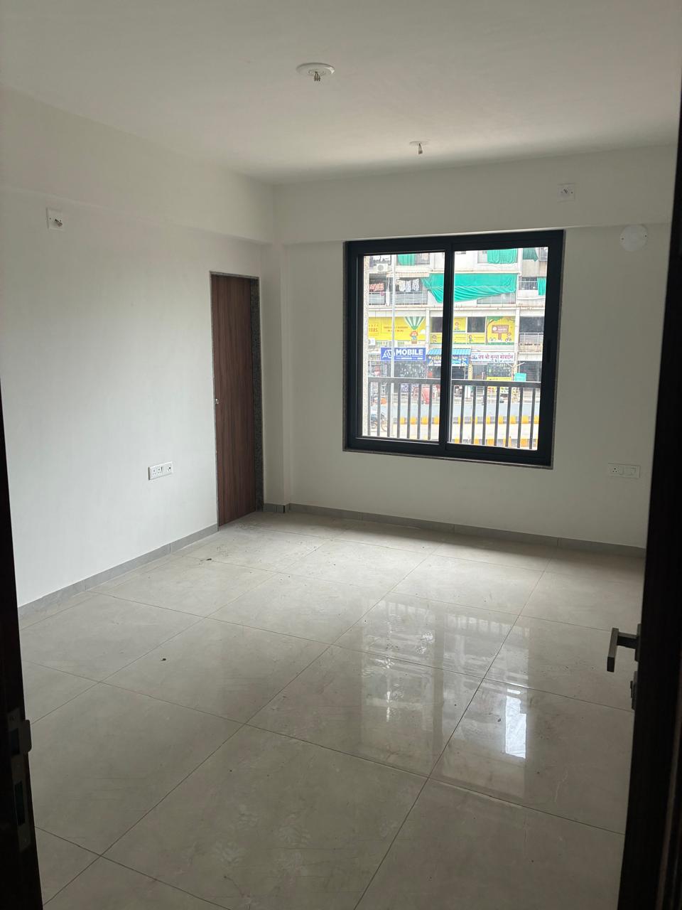 3 BHK 1955 Sq. Ft. Residential Flat / Appartment for Sell in Jagatpur Ahmedabad - Media 10