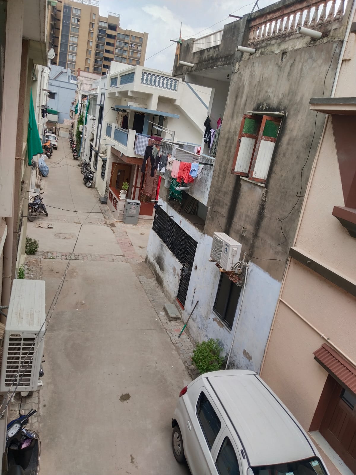4.5 BHK 172 Sq. Yrd. Residential Bunglow / Villa for Sell in Chankyapuri Ahmedabad - Media 19