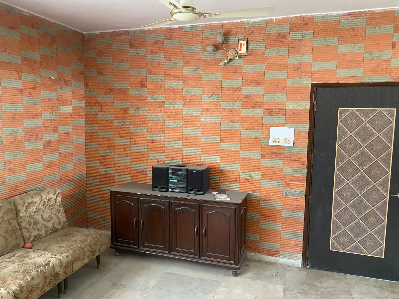 3 BHK 367 Sq. Yrd. Residential Raw House for Sell in Thaltej Ahmedabad - Media 8