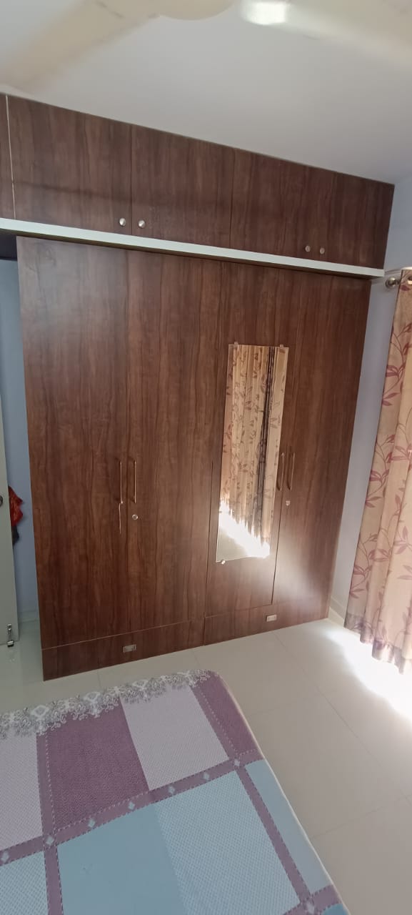 2 BHK 1110 Sq. Ft. Residential Flat / Appartment for Sell in Vaishnodevi Ahmedabad - Media 9