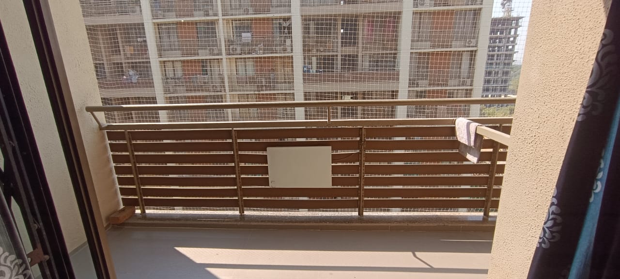 2 BHK 1110 Sq. Ft. Residential Flat / Appartment for Sell in Vaishnodevi Ahmedabad - Media 4