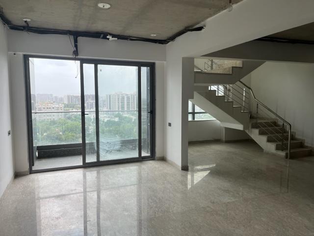 5 BHK 4491 Sq. Ft. Residential Penthouse for Sell in Shilaj Ahmedabad - Media 4