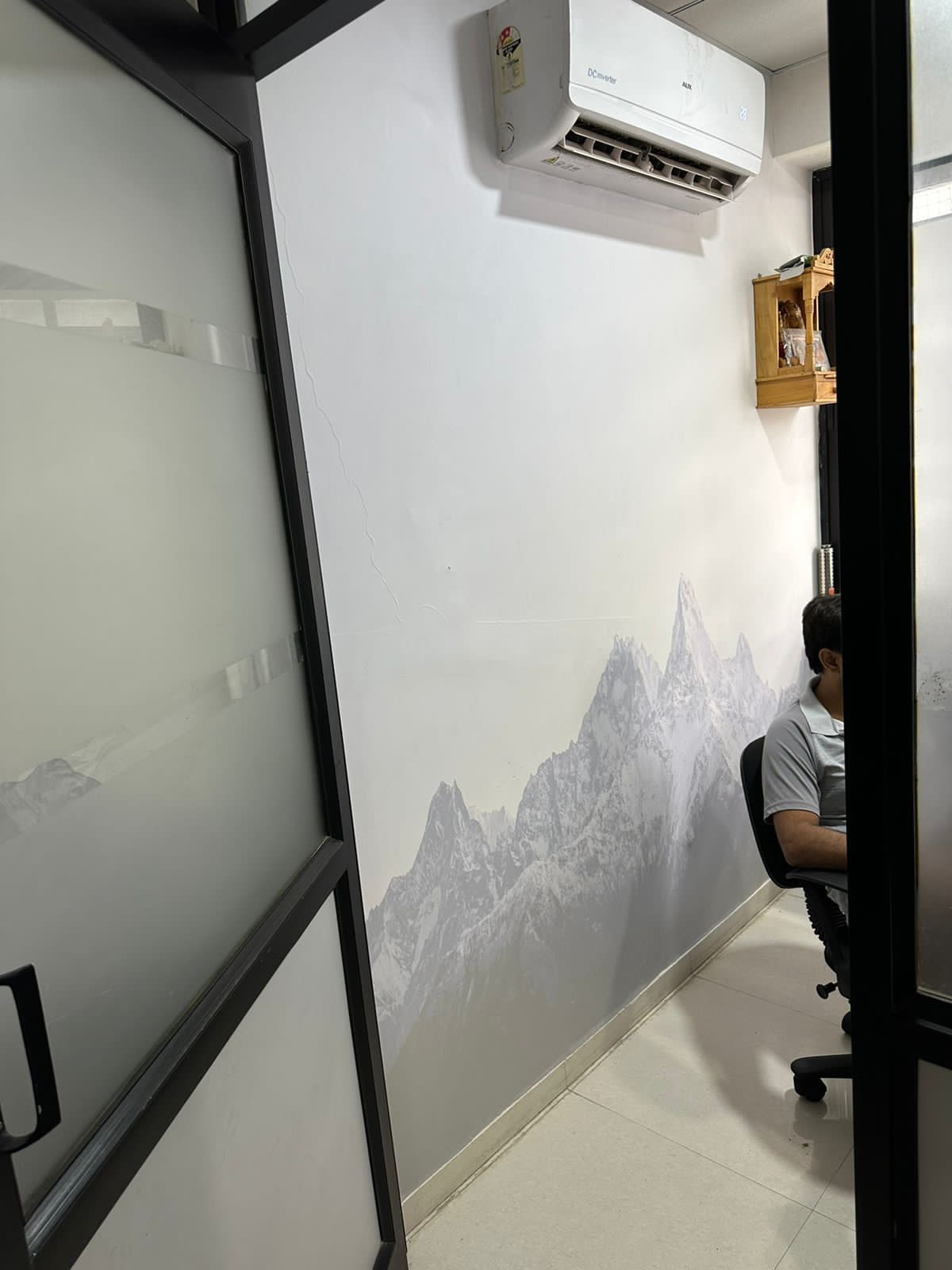 4F 755 Sq. Ft. Commercial Office for Sell in Science City Ahmedabad - Media 5