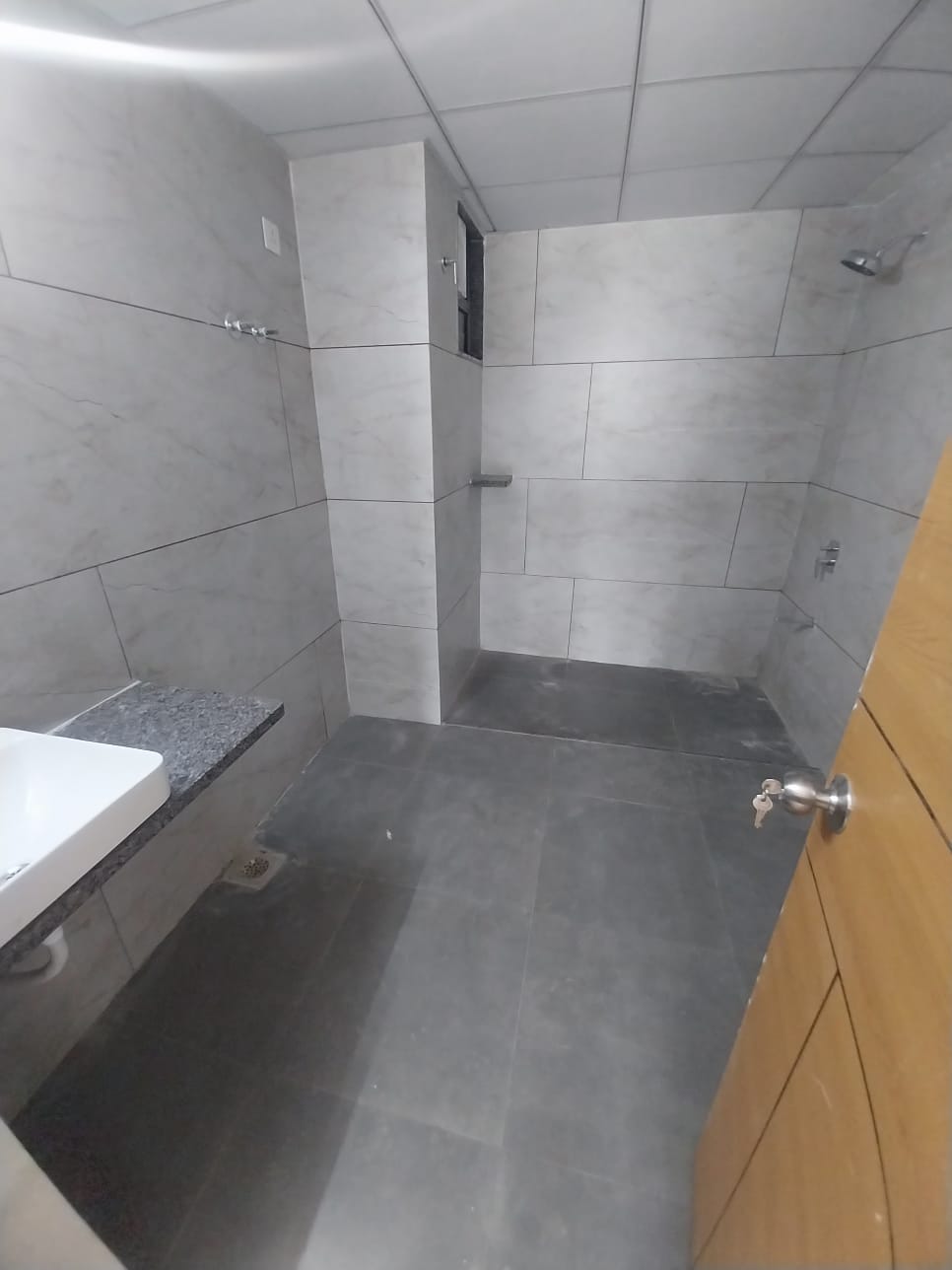 4 BHK 3159 Sq. Ft. Residential Flat / Appartment for Sell in Gota Ahmedabad - Media 5