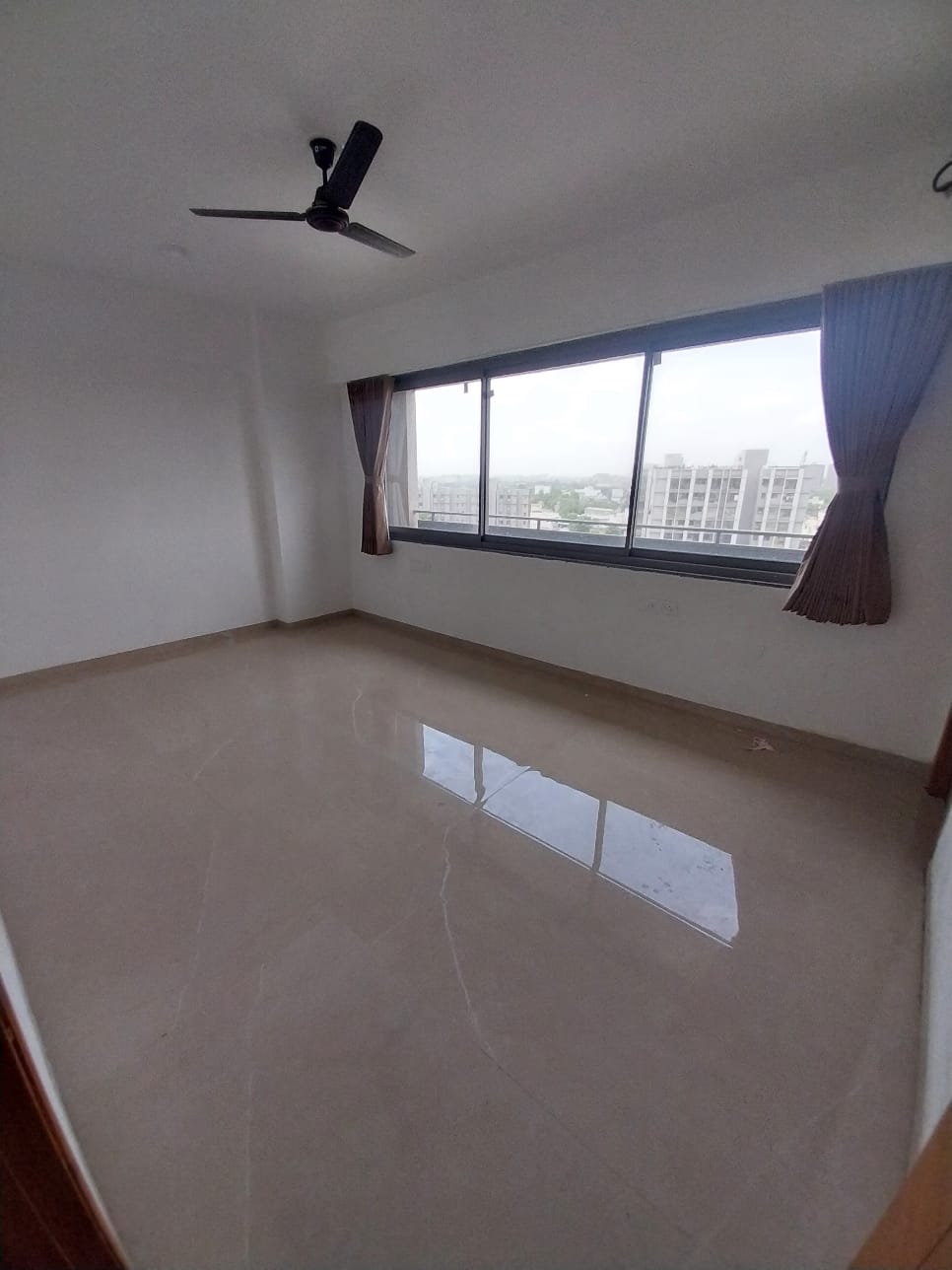 4 BHK 3159 Sq. Ft. Residential Flat / Appartment for Sell in Gota Ahmedabad - Media 16