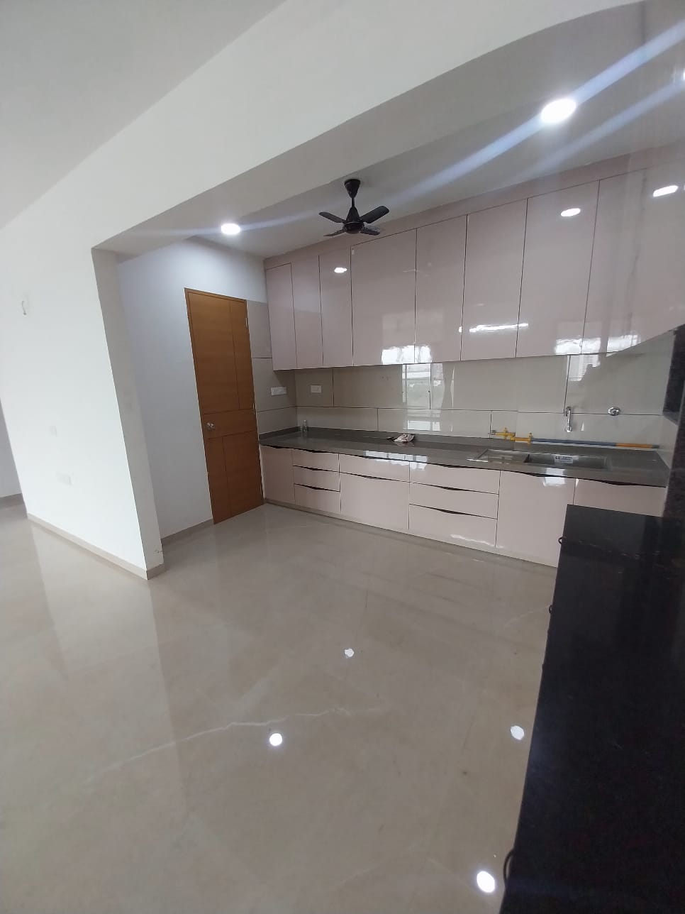 4 BHK 3159 Sq. Ft. Residential Flat / Appartment for Sell in Gota Ahmedabad - Media 15