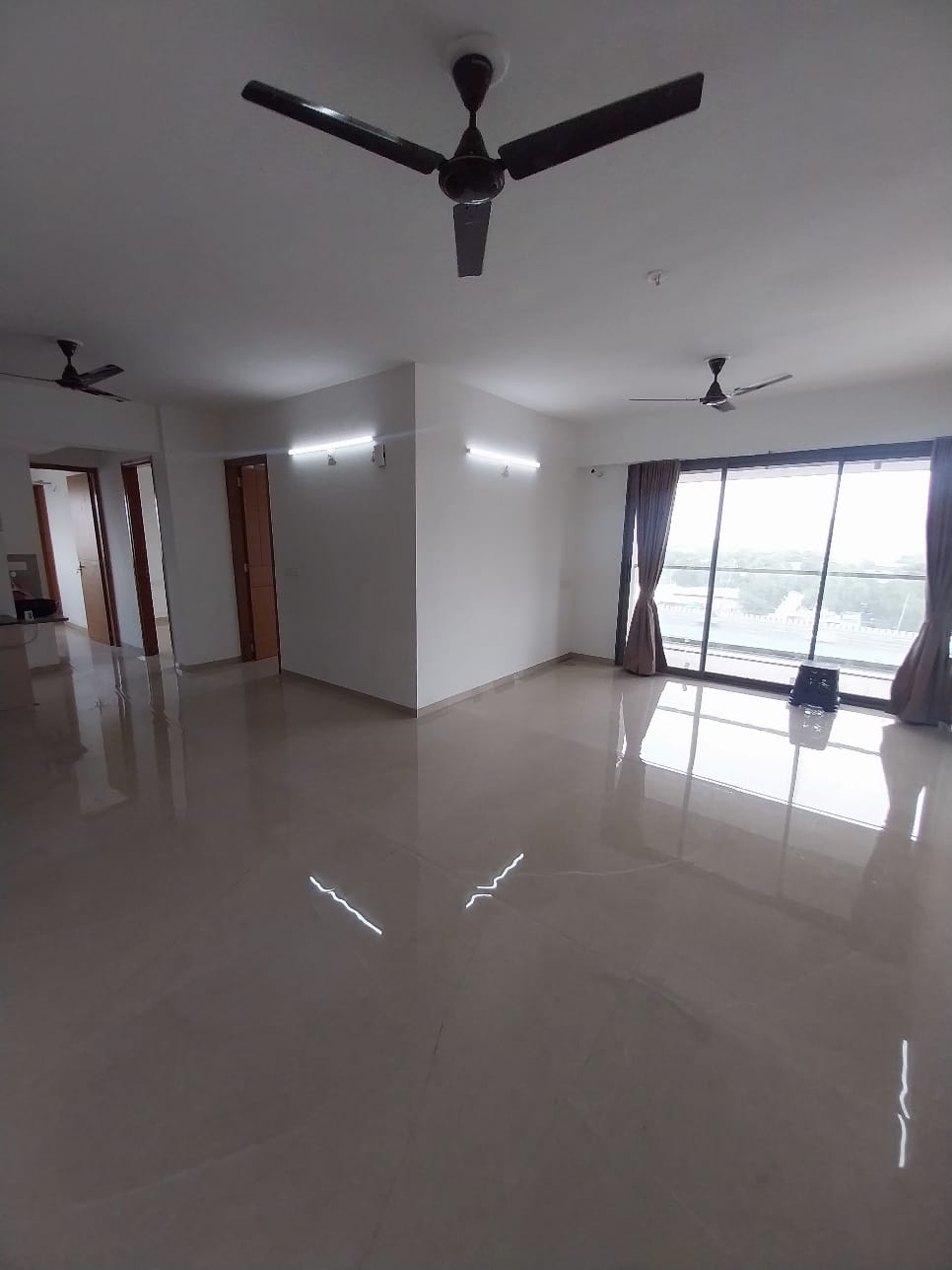 4 BHK 3159 Sq. Ft. Residential Flat / Appartment for Sell in Gota Ahmedabad - Media 17