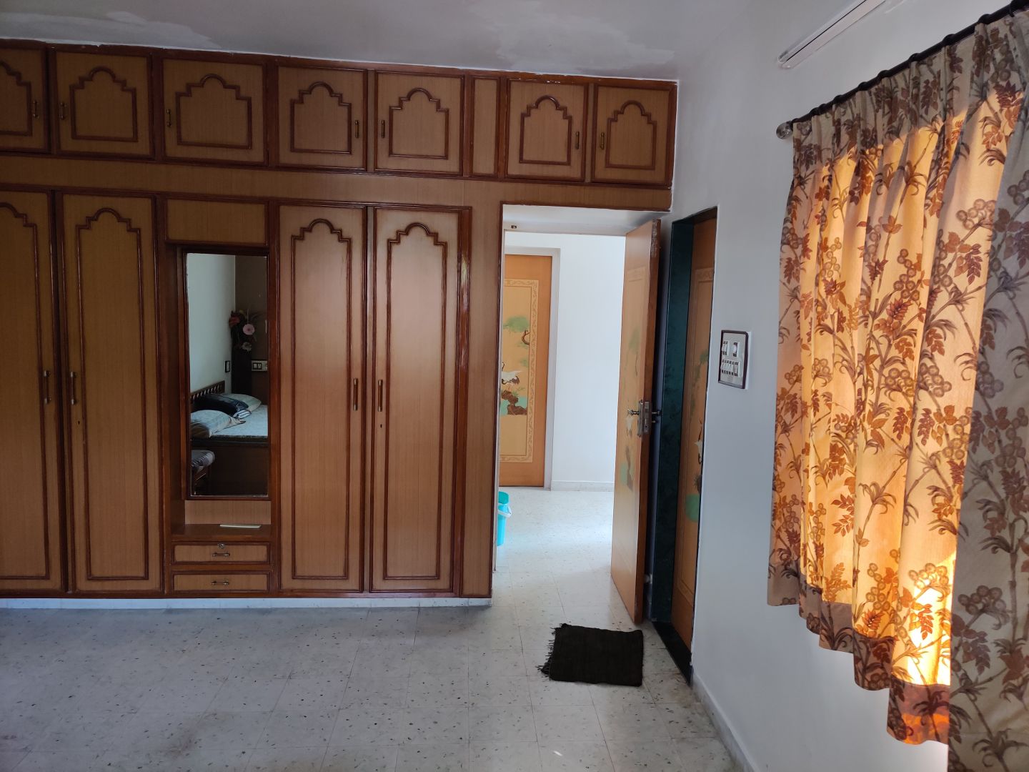 4 BHK 275 Sq. Yrd. Residential Bunglow / Villa for Sell in Sola Ahmedabad - Media 8