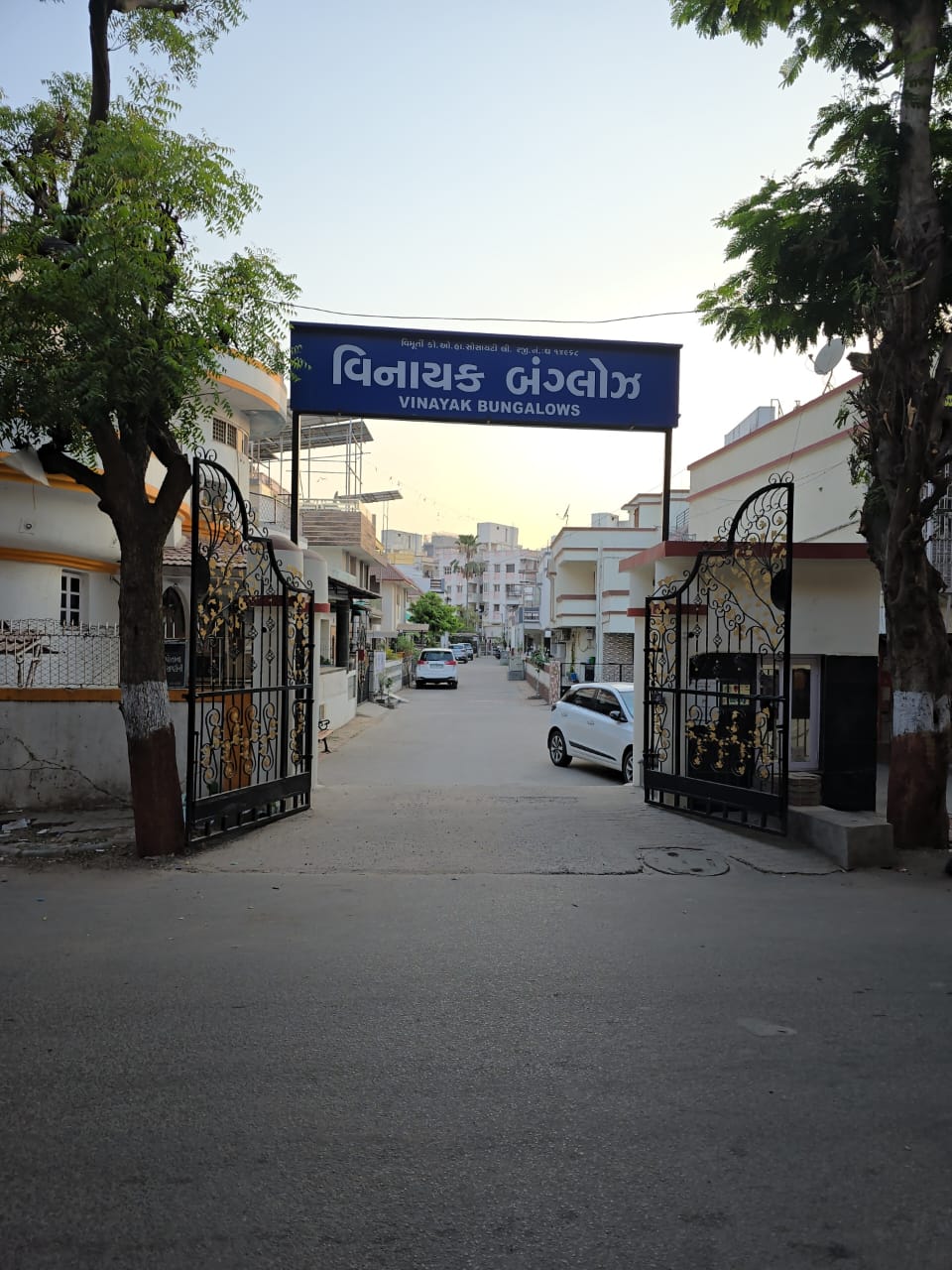 4 BHK 275 Sq. Yrd. Residential Bunglow / Villa for Sell in Sola Ahmedabad