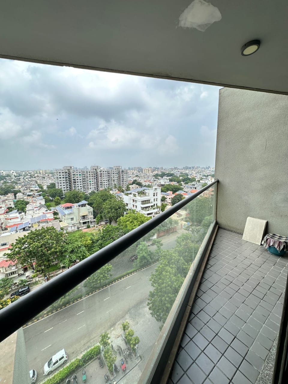 Office 2995 Sq. Ft. Commercial Office for Sell in Thaltej Ahmedabad - Media 13