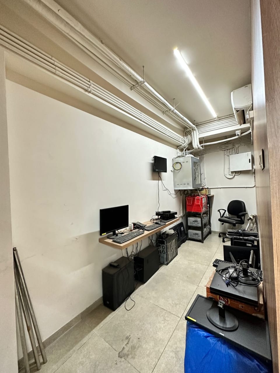 Office 2995 Sq. Ft. Commercial Office for Sell in Thaltej Ahmedabad - Media 9