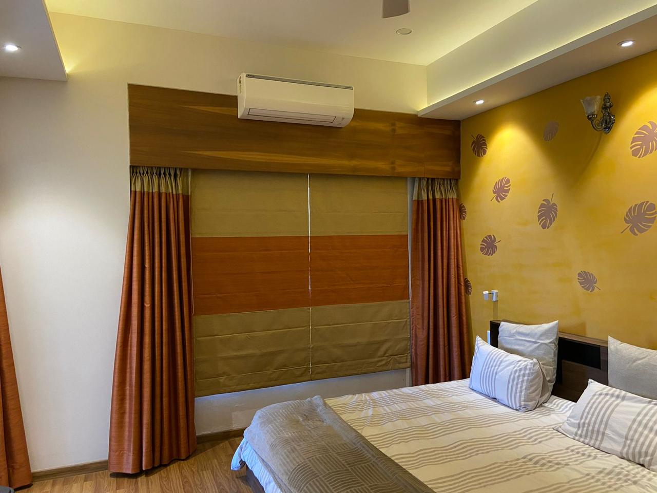 4 BHK 3650 Sq. Yrd. Residential Flat / Appartment for Sell in Vaishnodevi Ahmedabad - Media 8