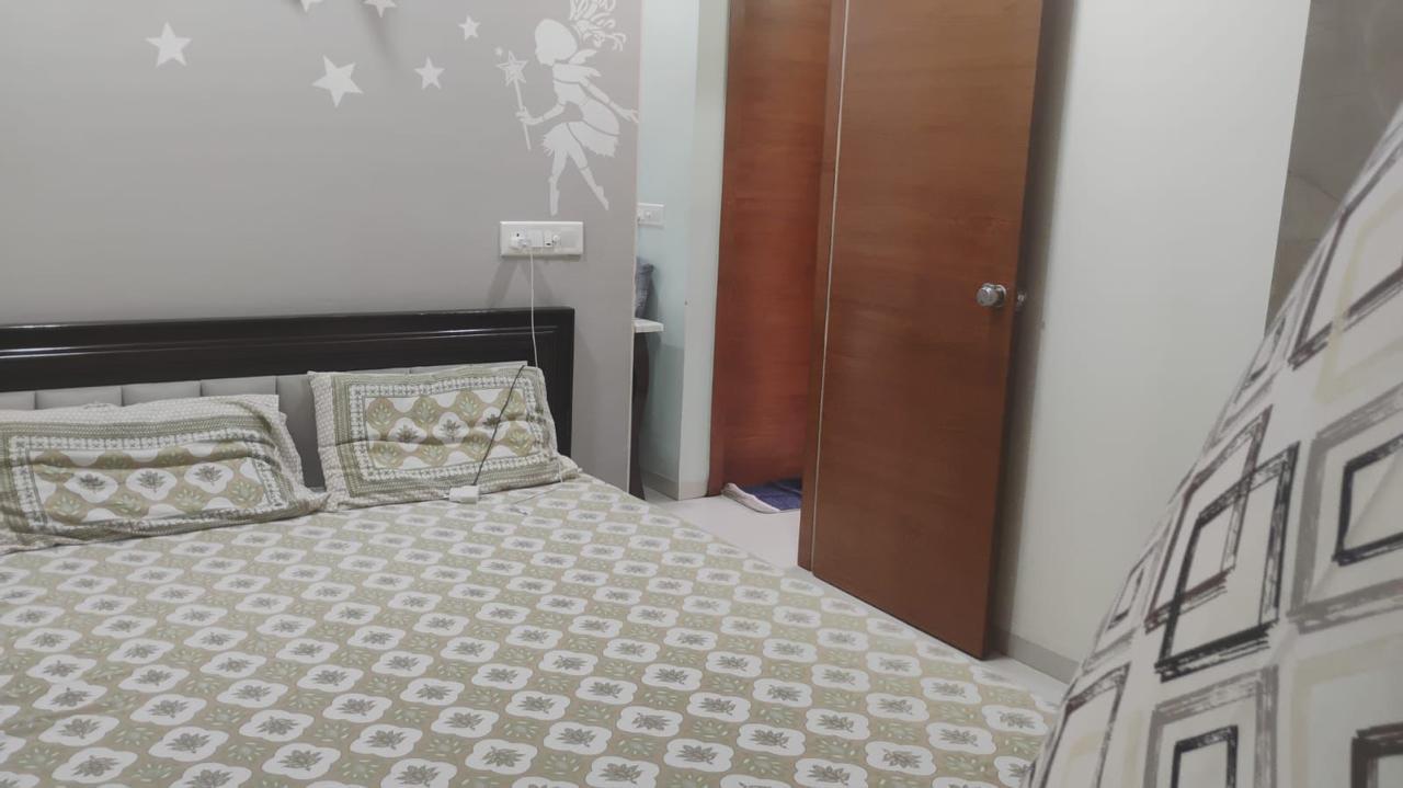 3 BHK 1485 Sq. Ft. Residential Flat / Appartment for Sell in Vaishnodevi Ahmedabad - Media 5