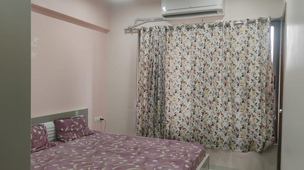 3 BHK 1485 Sq. Ft. Residential Flat / Appartment for Sell in Vaishnodevi Ahmedabad - Media 8