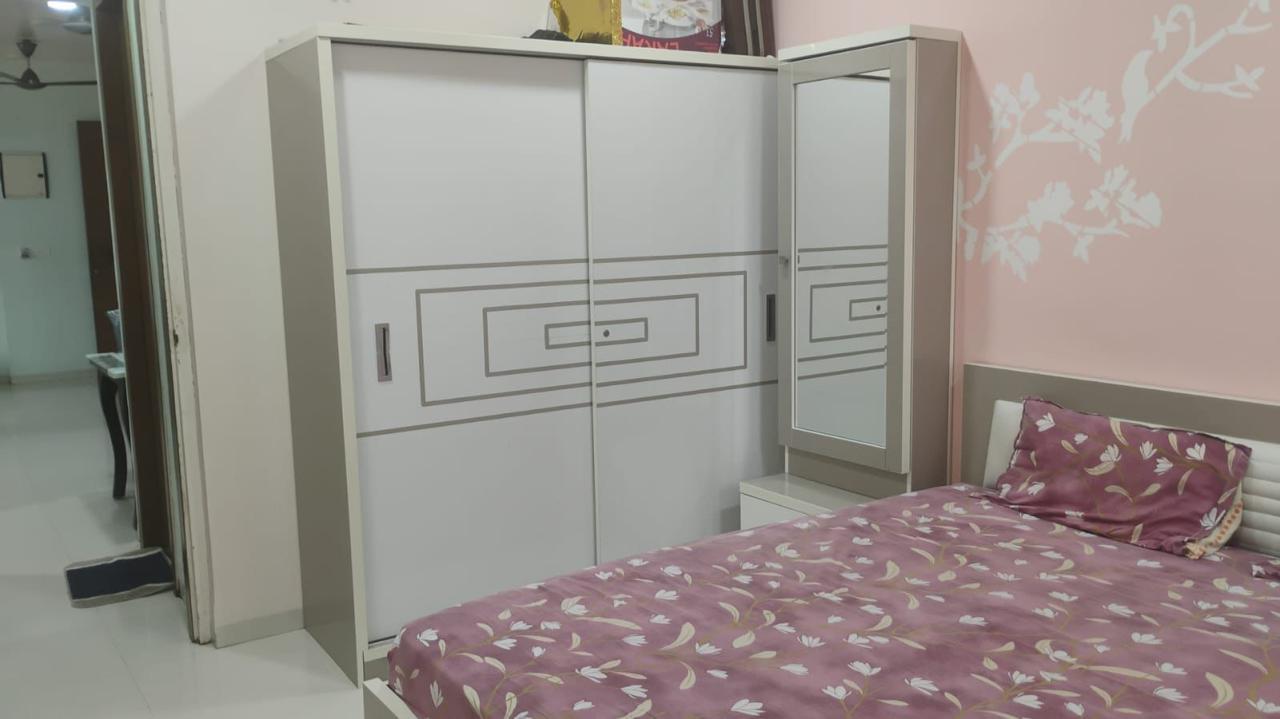 3 BHK 1485 Sq. Ft. Residential Flat / Appartment for Sell in Vaishnodevi Ahmedabad - Media 2