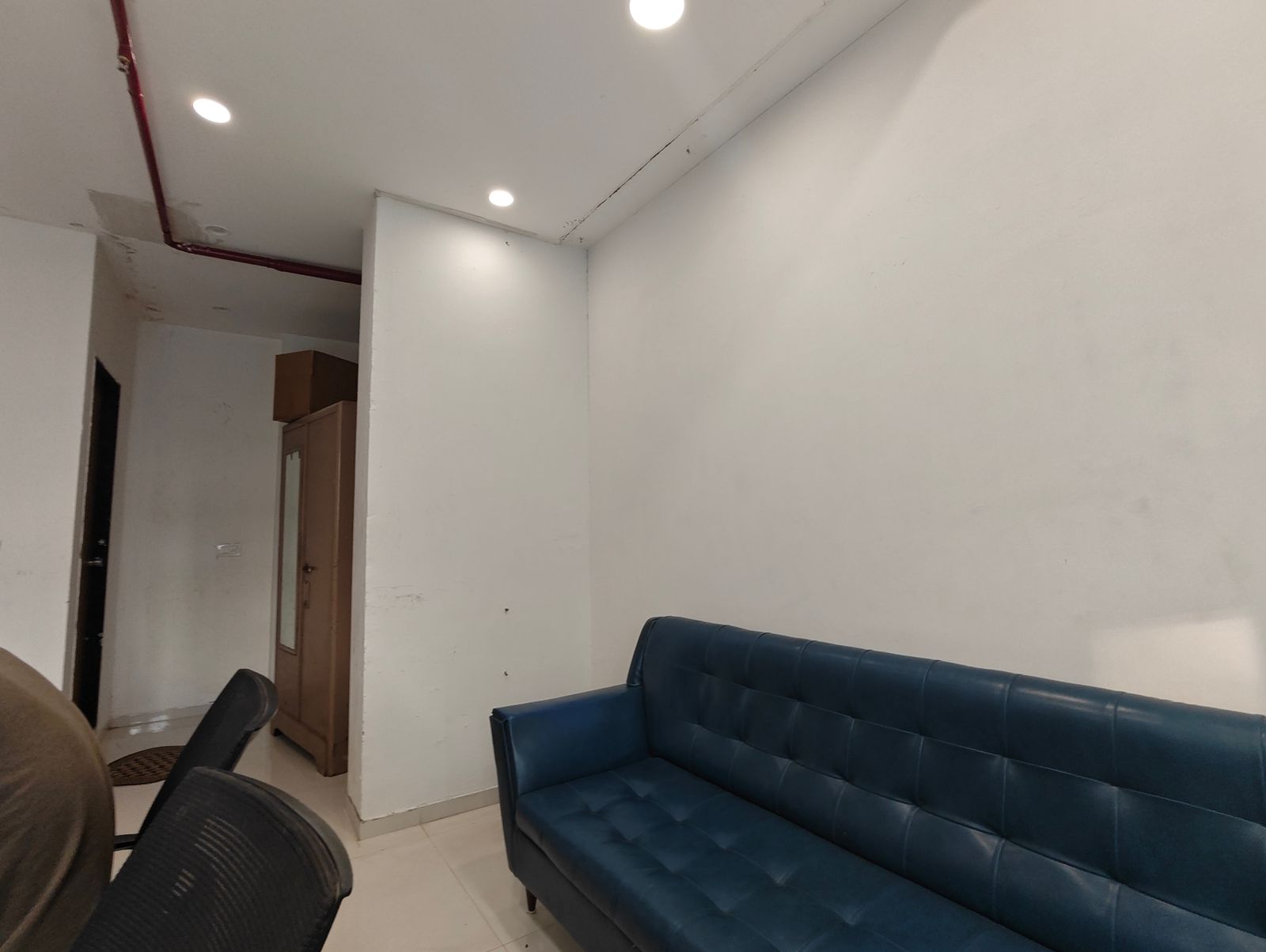 1F 965 Sq. Ft. Commercial Shop for Sell in Iscon Ambli Road Ahmedabad - Media 6