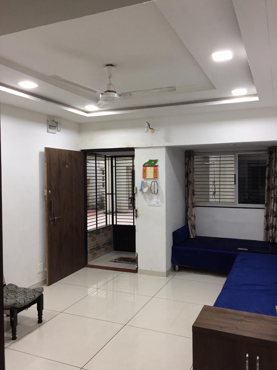 2 BHK 1100 Sq. Ft. Residential Flat / Appartment for Sell in Bodakdev Ahmedabad - Media 3