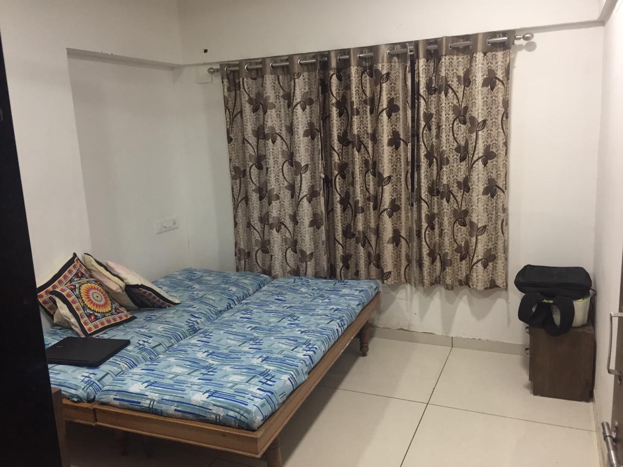2 BHK 1100 Sq. Ft. Residential Flat / Appartment for Sell in Bodakdev Ahmedabad - Media 5