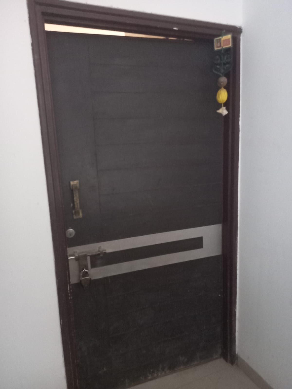 3 BHK 2070 Sq. Ft. Residential Flat / Appartment for Sell in Jagatpur Ahmedabad - Media 9