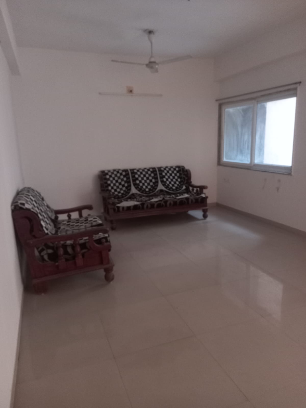 3 BHK 2070 Sq. Ft. Residential Flat / Appartment for Sell in Jagatpur Ahmedabad - Media 7