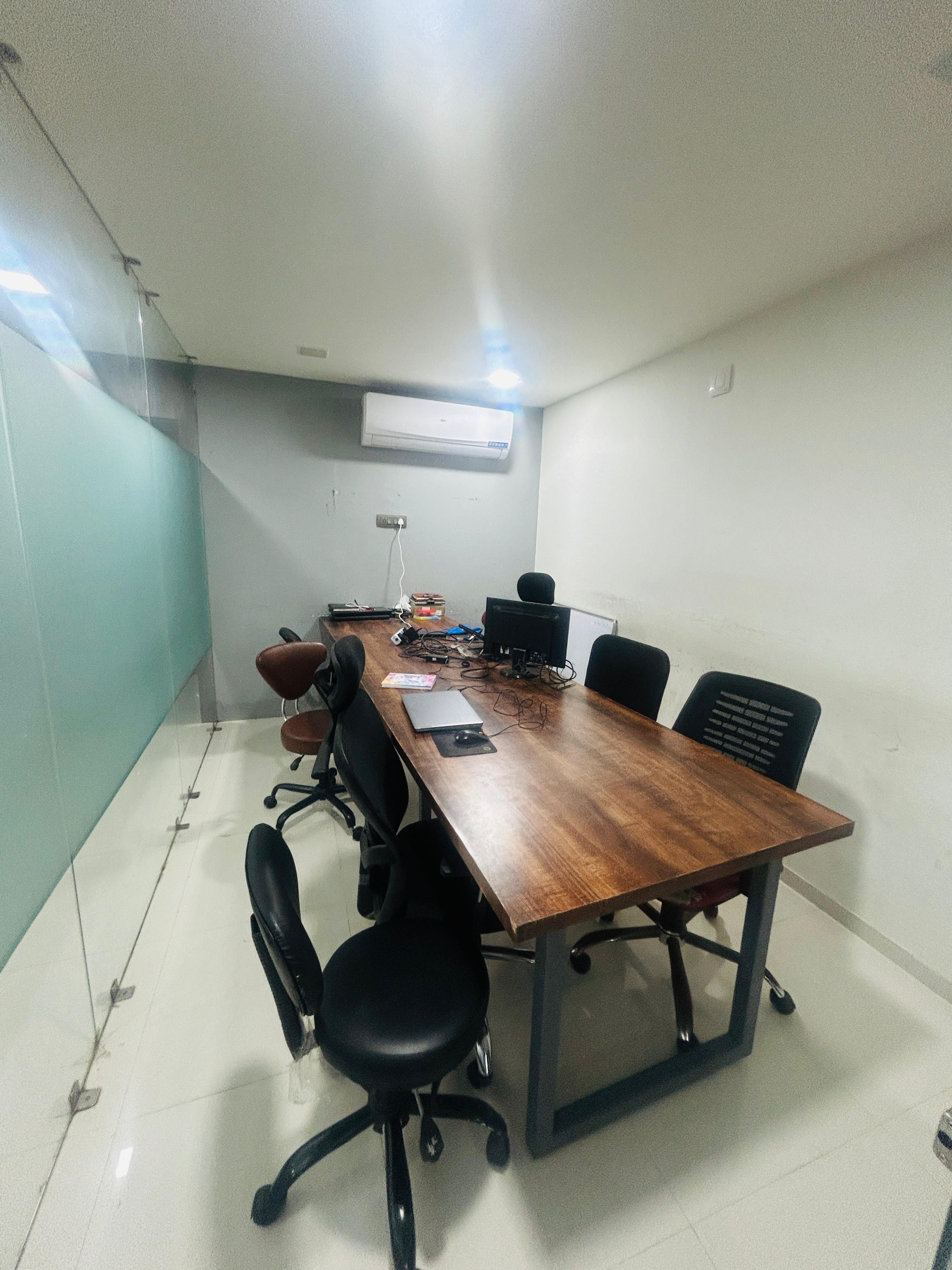 535 Sq. Ft. Commercial Office for Sell in Ambli Ahmedabad - Media 2