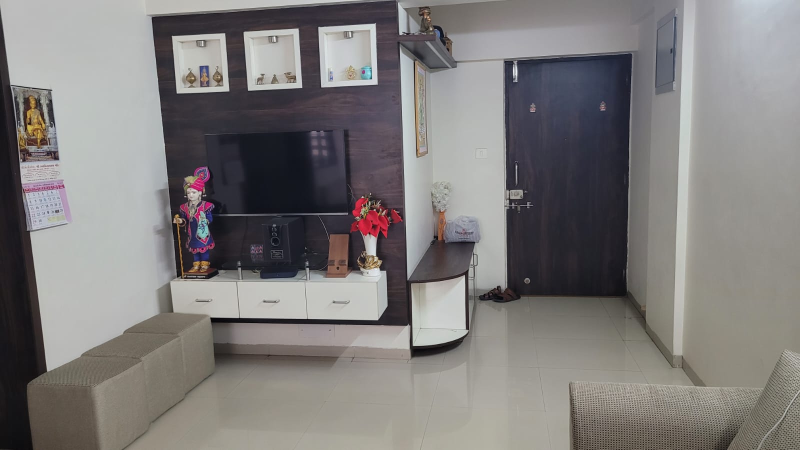 3 BHK 1800 Sq. Ft. Residential Flat / Appartment for Rent in Gota Ahmedabad