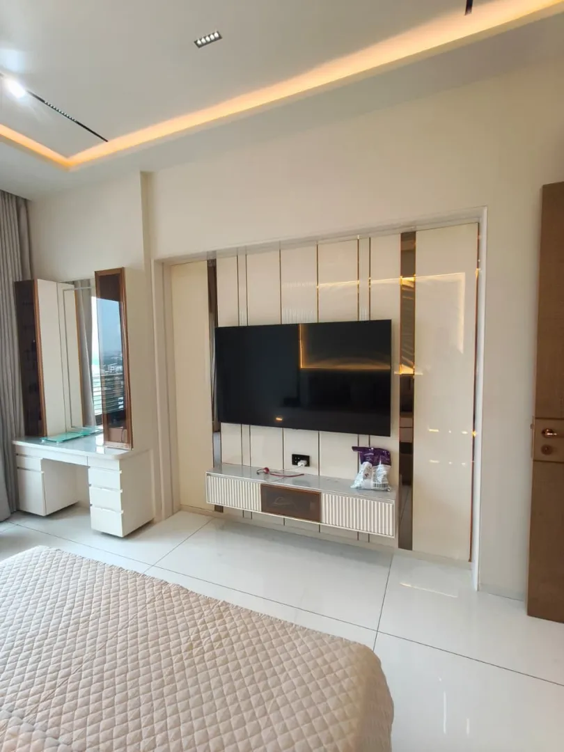 4 BHK 4000 Sq. Ft. Residential Flat / Appartment for Sell in Science City Ahmedabad - Media 7