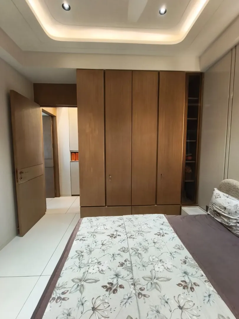 4 BHK 4000 Sq. Ft. Residential Flat / Appartment for Sell in Science City Ahmedabad - Media 9